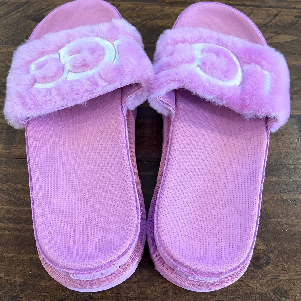 UGG Women's Laton Fur Slides in Pink - Picture 3 of 4